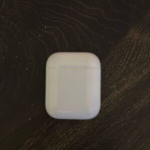 Apple AirPods with Case